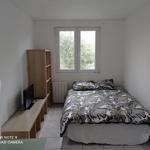 Petit Studio Calme Fonctionnel Et Pratique Appartement